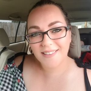 Meet your Posher, Caitlyn